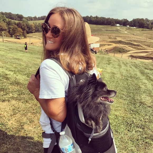 Meet your Posher, Karina - Picture 4 of 8